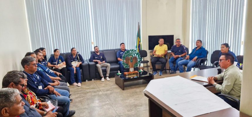 Com o compromisso de fortalecer o abastecimento de água e garantir a qualidade dos serviços prestados no interior do estado, o Governo do Amazonas, por meio da Companhia de Saneamento do Amazonas (Cosama), realizou um diagnóstico situacional do sistema de fornecimento de água do município de Silves (a 204 quilômetros de Manaus).