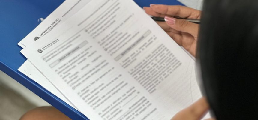 A Defensoria Pública do Estado do Amazonas (DPE-AM) está com inscrições abertas para o processo seletivo de estágio de graduação no Polo Médio Amazonas, no município de Silves (distante 204 quilômetros de Manaus). O processo é para o preenchimento de uma vaga e formação de cadastro reserva.